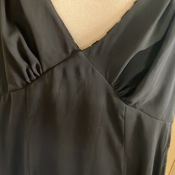 The Limited crushed velvet gown size 2 - Picture 15 of 16